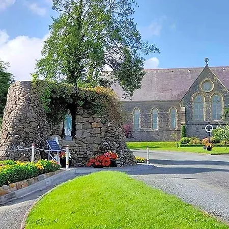 Sliabh Beagh Hotel